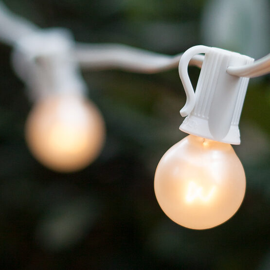 25' Globe String Lights, 25 Pearl White G30 Bulbs