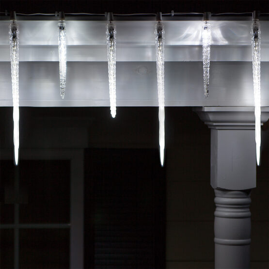 C7 Commercial LED String Lights, Cool White Falling Icicle, 15'