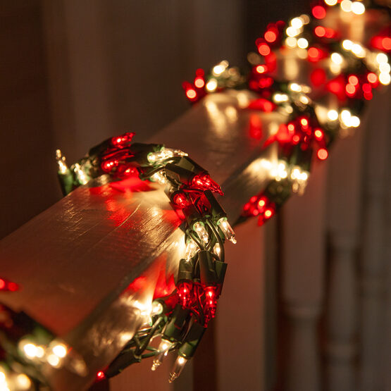 9' Garland Lights, 300 Red/Clear Lights, Green Wire