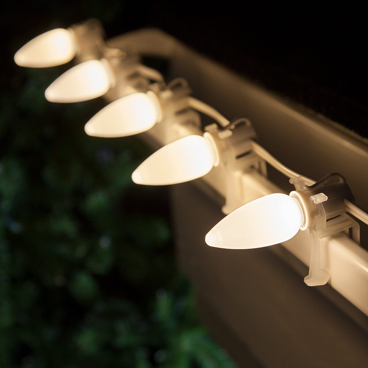 Smooth Opticore C9 Warm White Commercial LED Outdoor String Lights