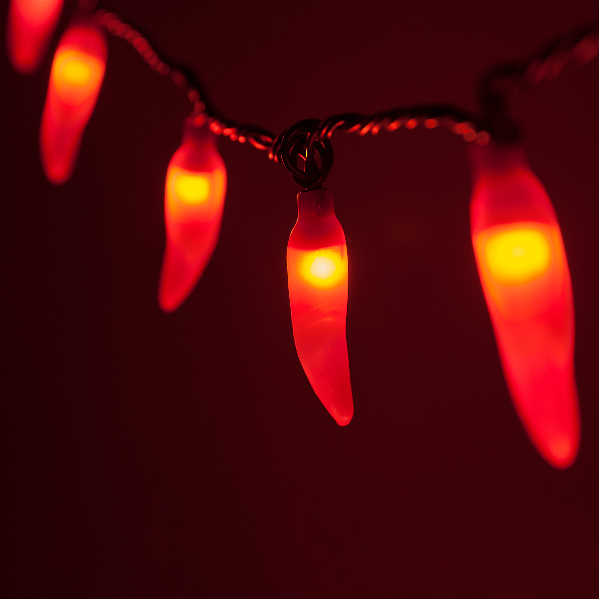 Chili Pepper Light Set, 35 Red Lights - Yard Envy
