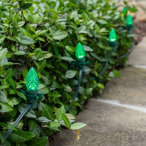 OptiCore C7 LED Walkway Lights, Green, 7.5" Stakes, 100'