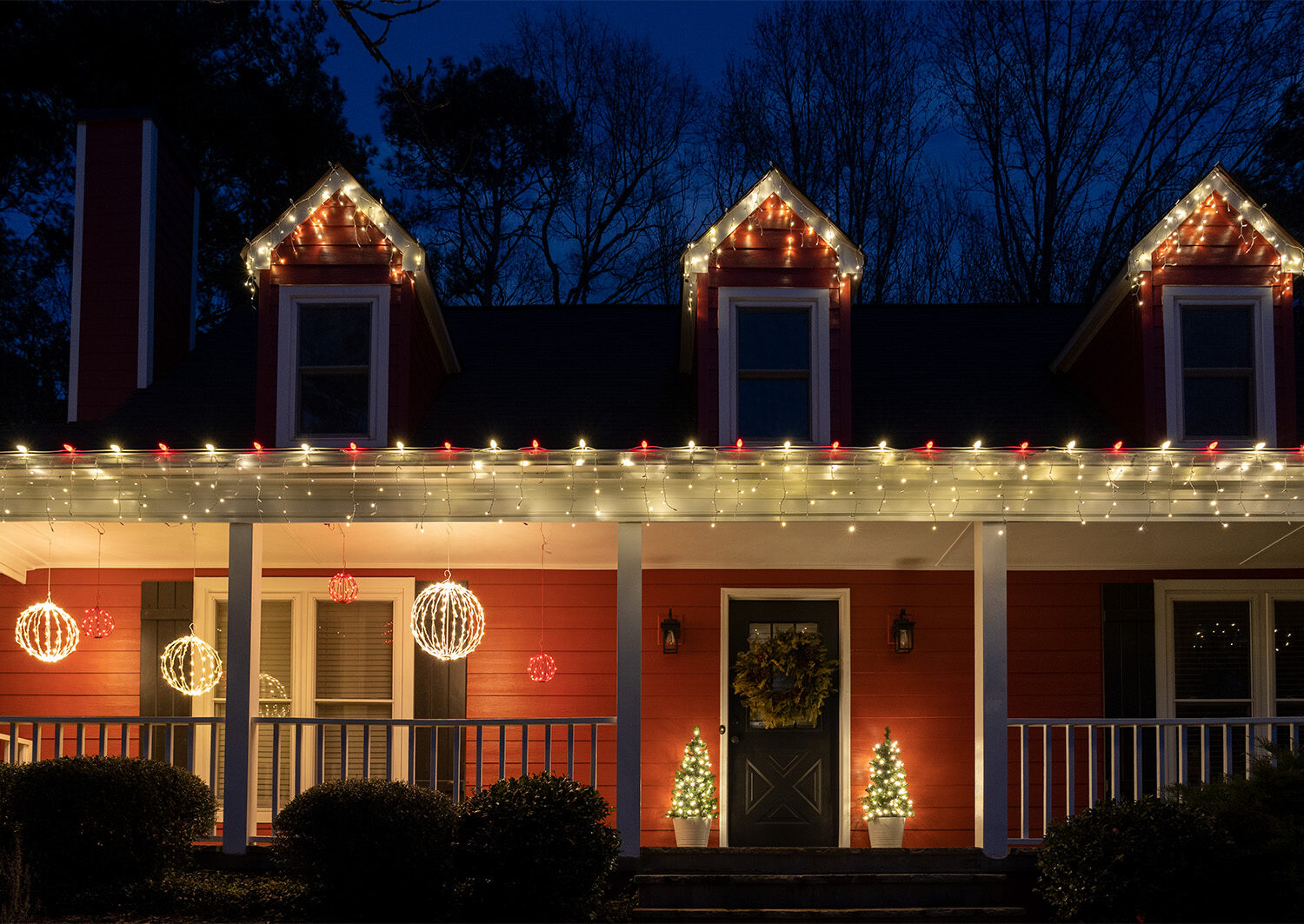 Miniature Wood Post w/ Christmas Lights