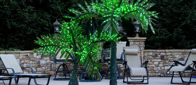 Details about   Large Lighted Palm Tree 7ft 96 LED In Door Artificial Tropical Plant Home Decor 